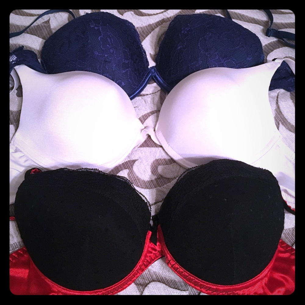3 bras !
